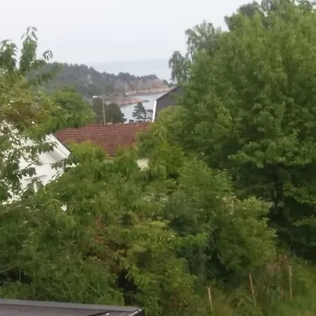 House In Fevik For Vacation, And Arendal Week Villa *