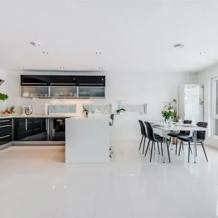 Villaer House In Fevik For Vacation, And Arendal Week Grimstad (Aust-Agder)