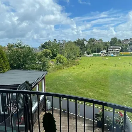 House In Fevik For Vacation, And Arendal Week *